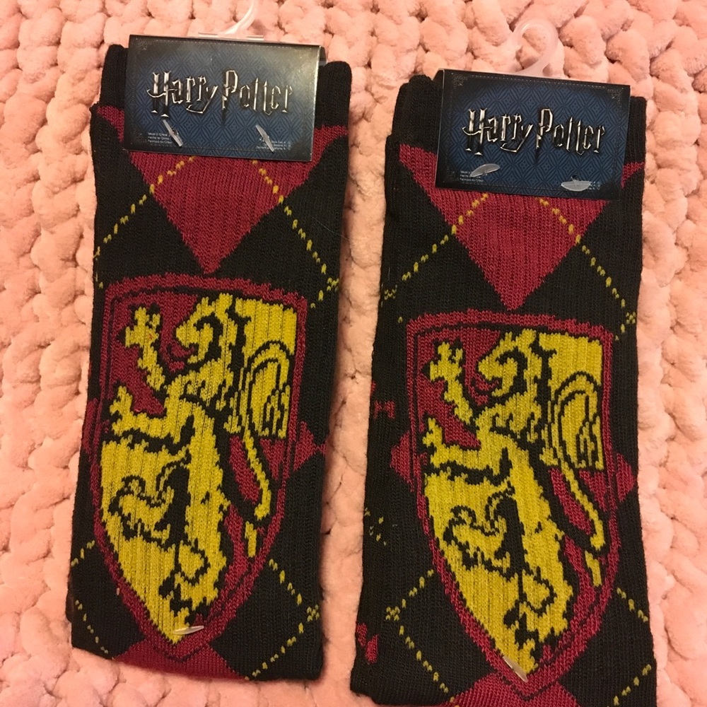 NWT Harry Potter crew socks Unisex size 6-12 2 pair available